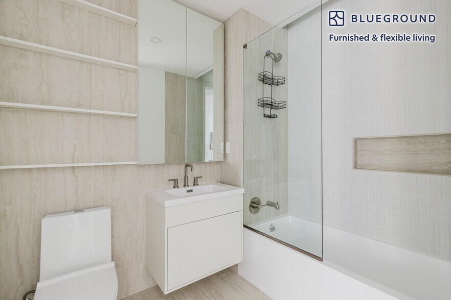 Building Photo - 150 Lawrence St