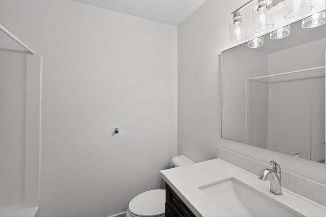 Building Photo - 6568 NE Deer Run St