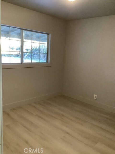 Building Photo - 1113 S Virlee St