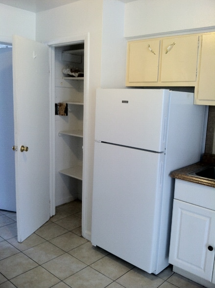 Building Photo - 495 Main St