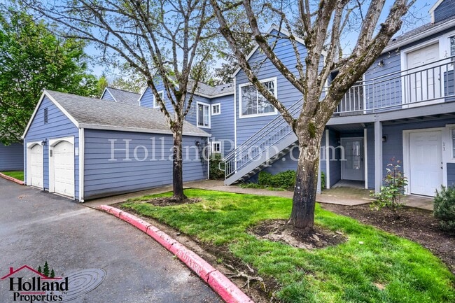 Building Photo - Beautiful 2-Bedroom Condo with a Garage!