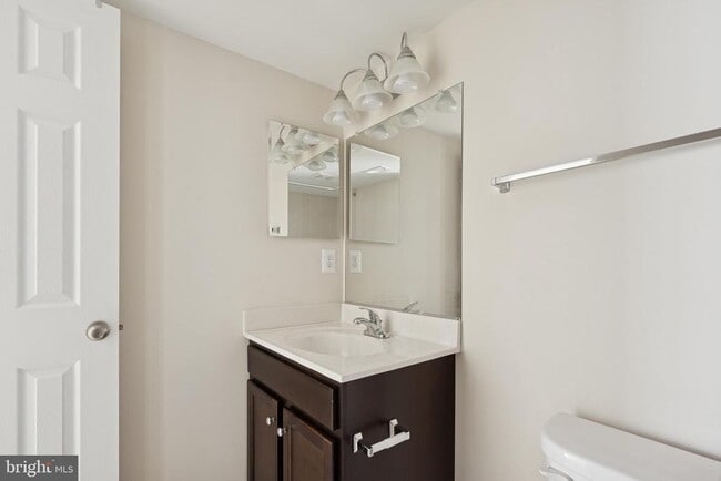 Building Photo - 4917 Quixote Ct