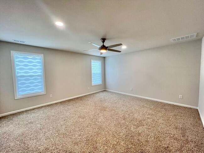 Building Photo - 120 Alta Crst Ln