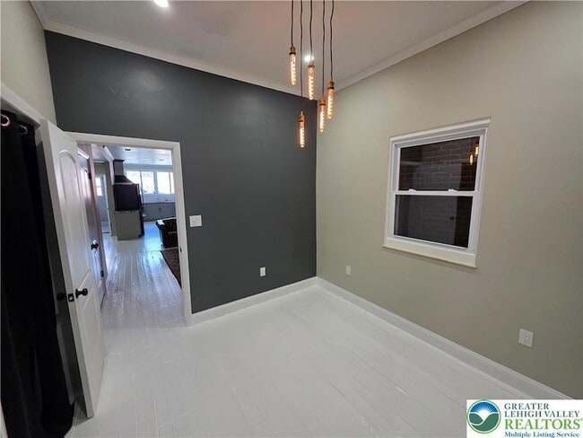 Building Photo - 310 Brodhead Ave