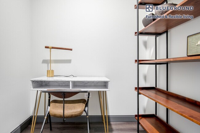 Building Photo - 29 S LaSalle St