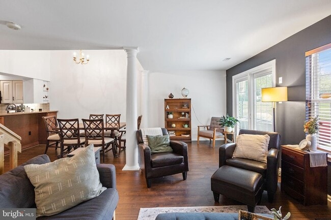 Building Photo - 2302 Harvard Dr