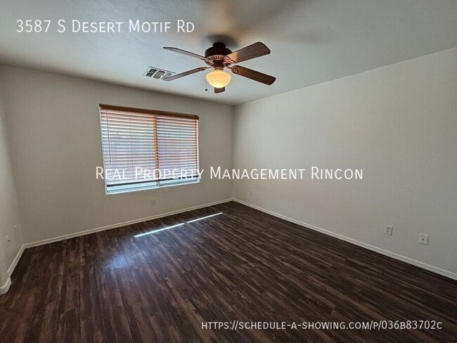 Building Photo - 3587 S Desert Motif Rd