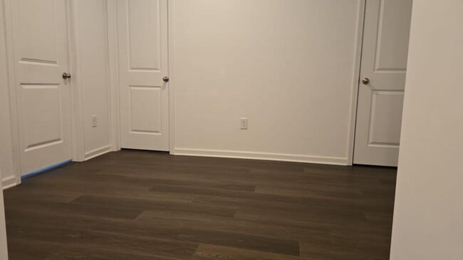 Building Photo - 3315 Oak Pass Dr