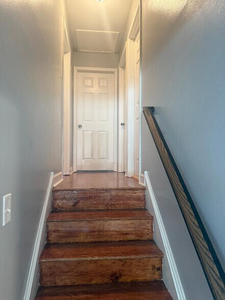 Building Photo - 937 E 148th St