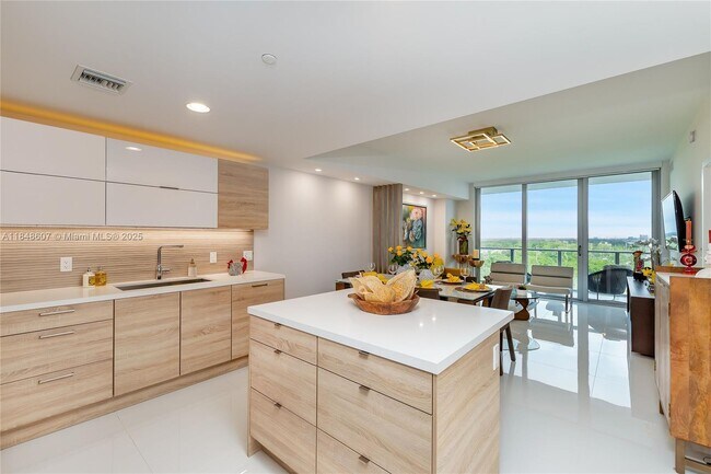 Building Photo - 16385 Biscayne Blvd