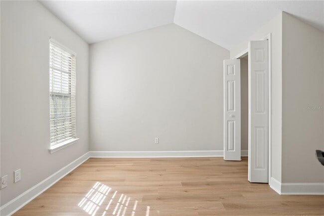 Building Photo - 1454 FARRINGDON Cir