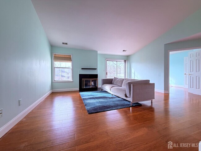 Building Photo - 118 Acadia Ct