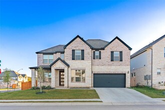 Building Photo - 2924 Zuni Pass