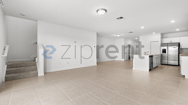 Building Photo - Unit