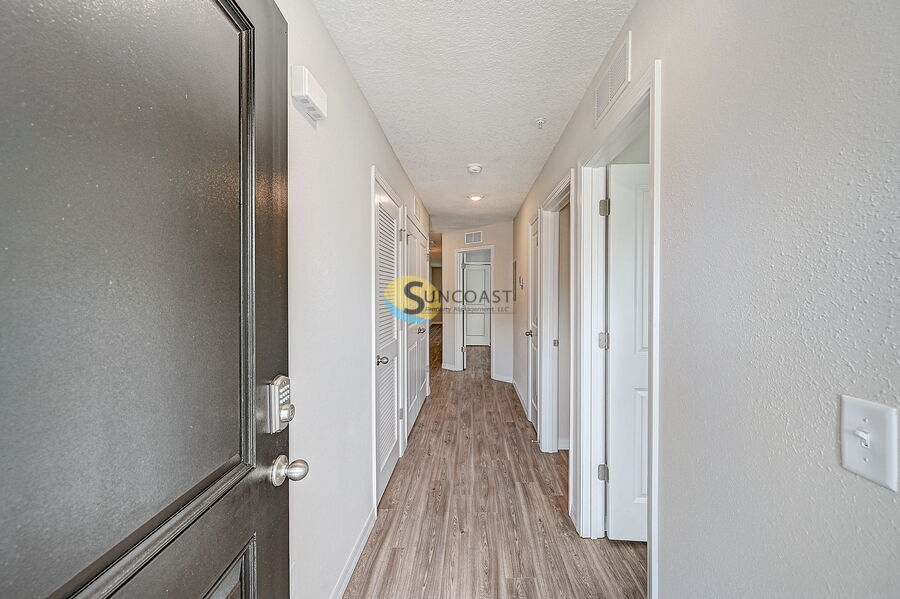 Building Photo - 9532 Hood Rd