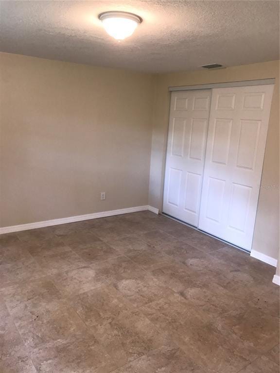 Building Photo - 906 Homewood Dr