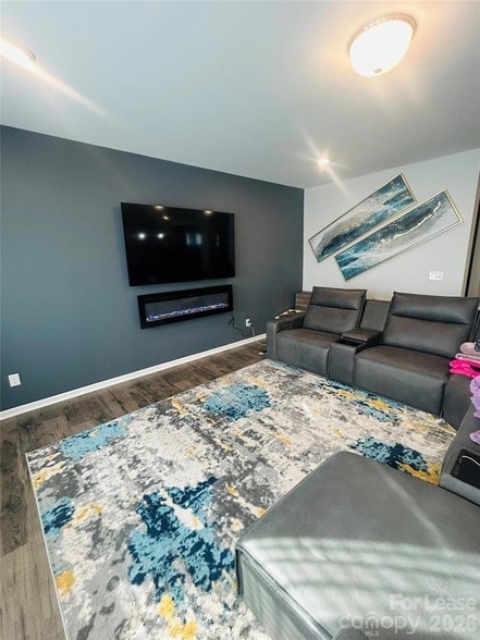 Building Photo - 107 Stonewater Dr