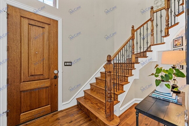 Building Photo - 5211 Mission Ave