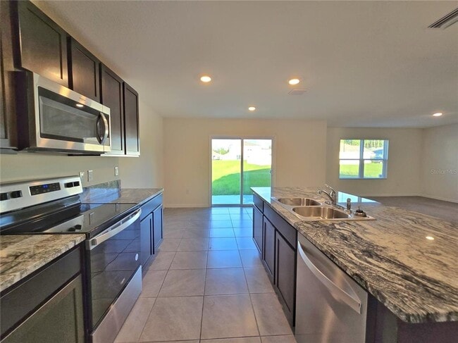 Building Photo - 17241 NW 176th Dr