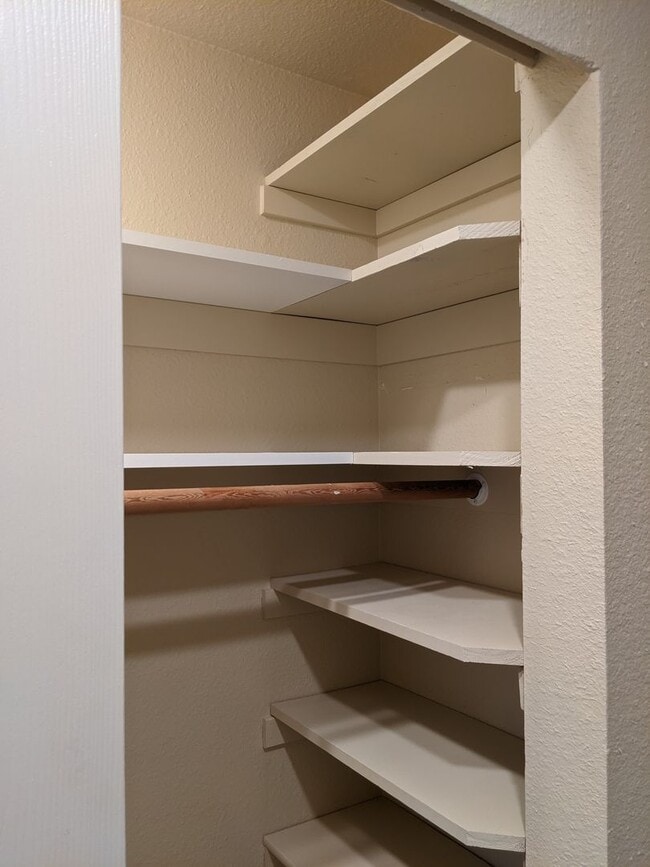 Building Photo - 17416-17418 8TH AVE CT E