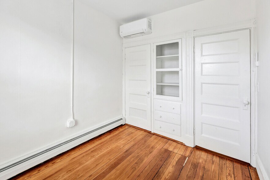 Building Photo - 864 Huntington Ave