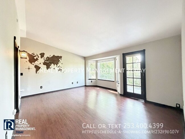 Building Photo - 1531 Vista Dr