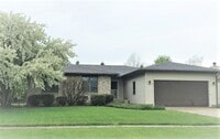 Building Photo - 416 Red Wing Ln
