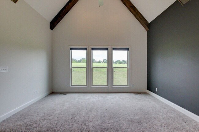 Building Photo - Custom Build in Sango.  Wow Factor