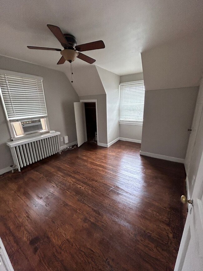 Building Photo - Cute 3 bedroom home, Fantastic Location!