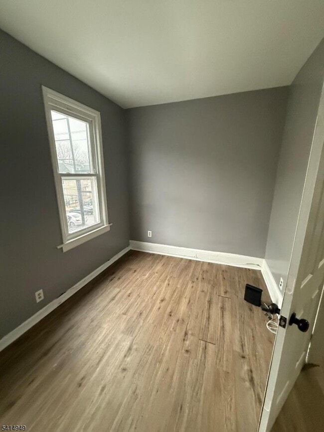 Building Photo - 296 S 19th St