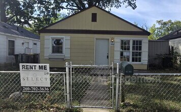 Building Photo - 2062 Pauline St