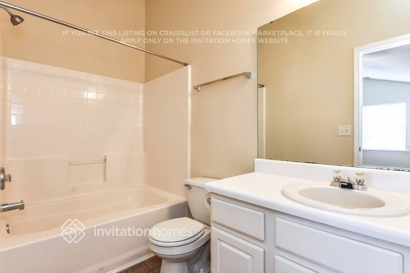 Building Photo - 3047 Bracey Pl