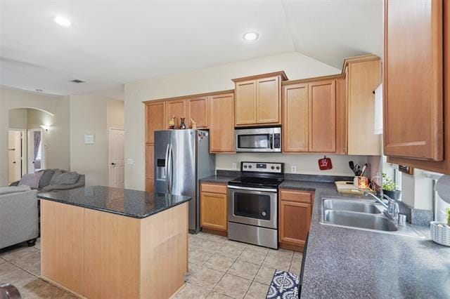 Building Photo - 1218 Inglewood Dr