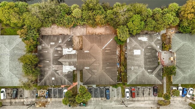 Building Photo - 2751 NW 58th Terrace