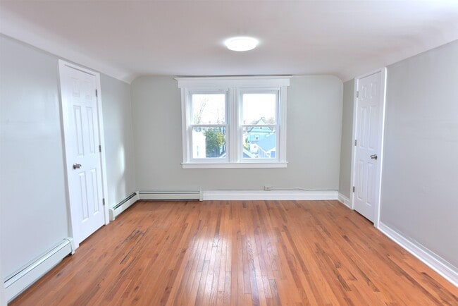 Primary Photo - 173 Watson Ave