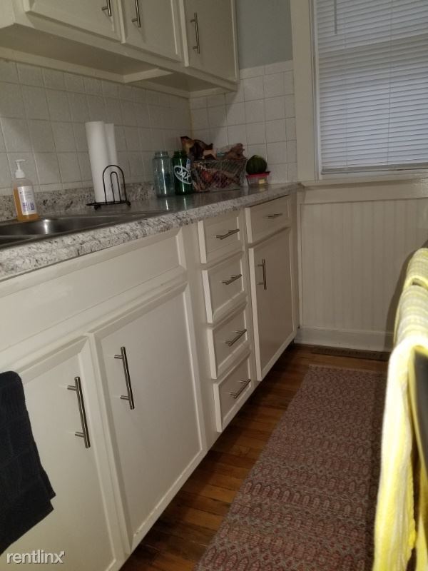 Building Photo - 2 br, 1 bath Apartment - 420 E Elizabeth St