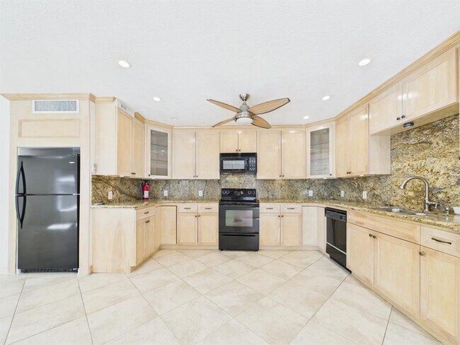 Primary Photo - 2824 Briarhurst Dr