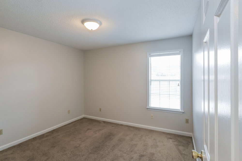 Building Photo - 3102 Valley Green Ln