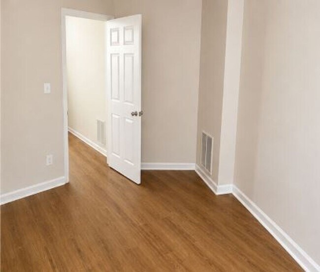 Building Photo - Affordable Rent
