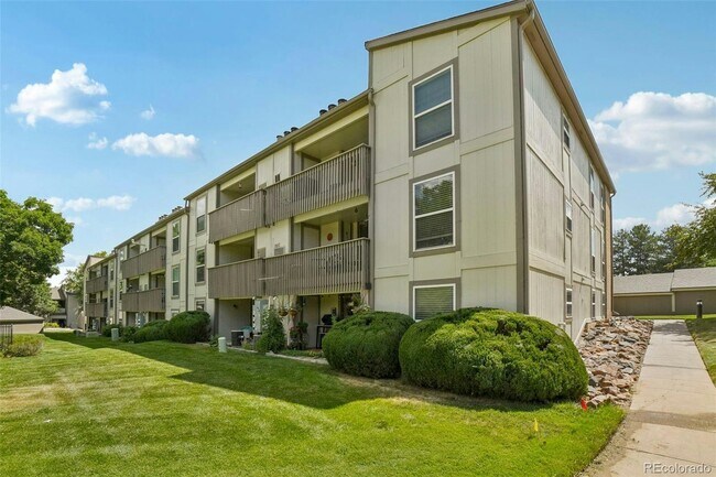 Primary Photo - 7332 S Xenia Cir