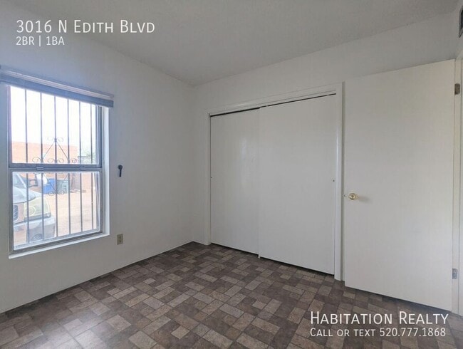 Building Photo - 3016 N Edith Blvd