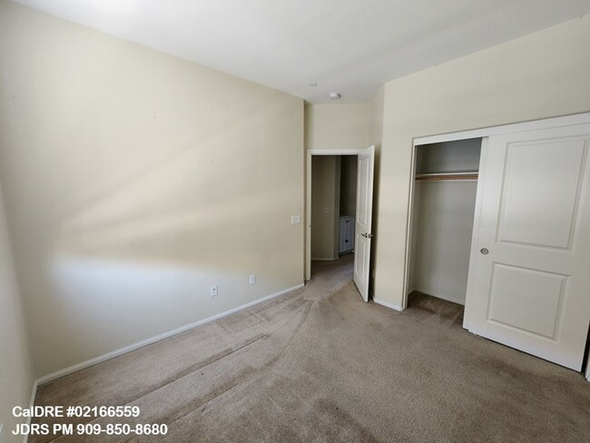 Building Photo - Upland 3 Bedroom Home