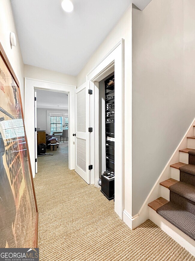 Building Photo - 500 Augusta Ln