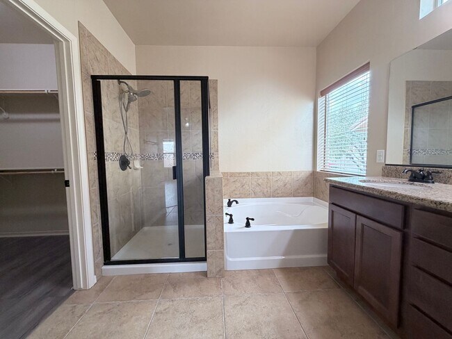 Building Photo - 3BR/2BA/2.5CG, 1861 sq.ft. rental in Sierra Vista, AZ