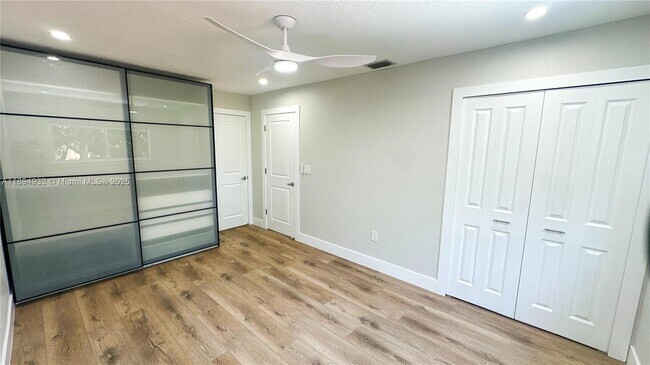 Building Photo - 45 Gumbo Limbo Ave