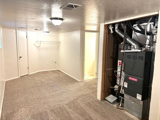 Building Photo - Stunning 3 bed 3 bath rental home in Highlands Ranch CO 80126 available 4-1-2026