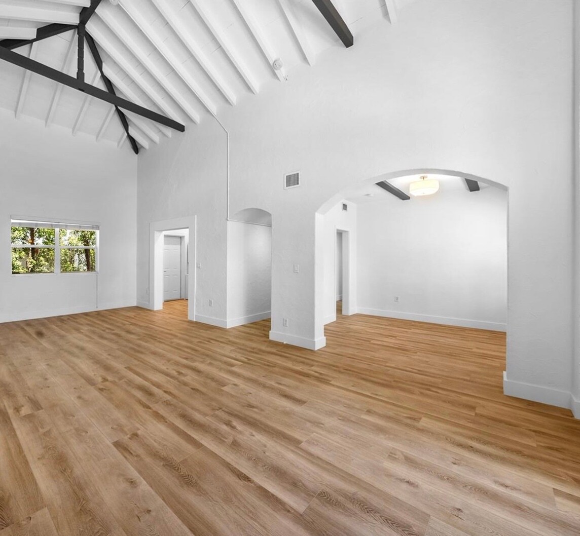 Building Photo - 2411 Biscayne Blvd