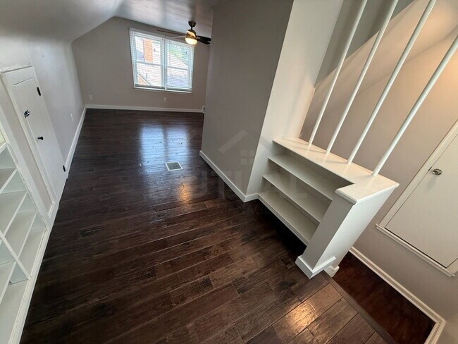 Building Photo - 1834 Mildred St
