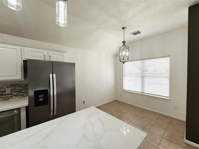 Building Photo - 2810 Autumn Springs Ln