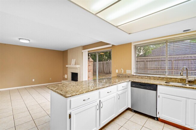 Building Photo - 2315 Woodstream Blvd